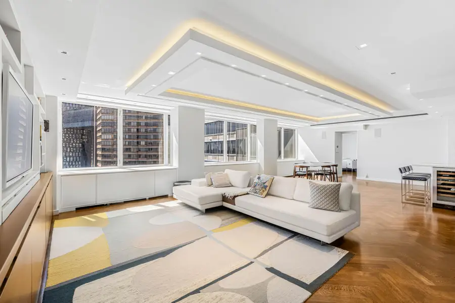 415 E 37th Street #25DF, New York, NY 10016 - #2