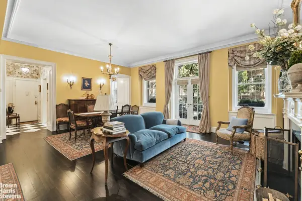 32 W 74th Street #1, Manhattan, NY 10023