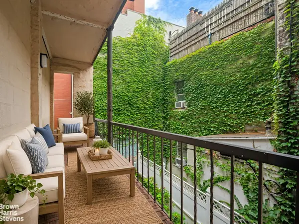 459 Hudson Street #2B, Manhattan, NY 10014