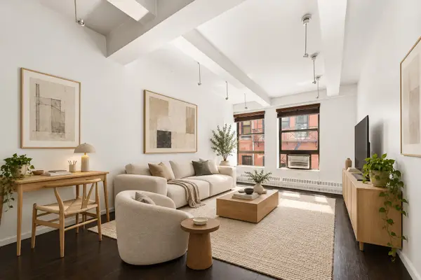 148 W 23rd Street #4D, Manhattan, NY 10011