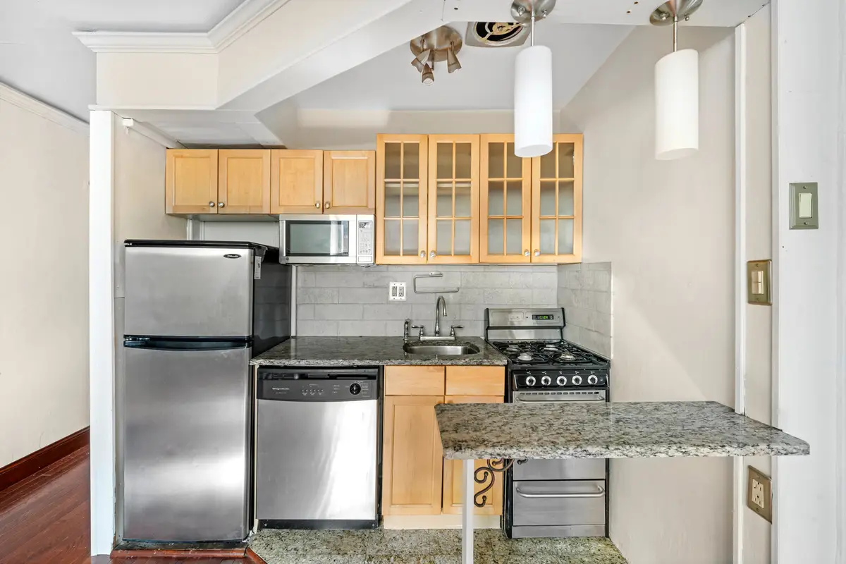 160 E 26th Street #2A, Manhattan, NY 10010 - #1