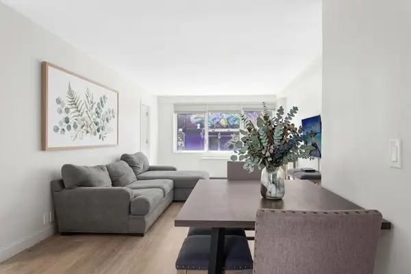201 E 25th Street #2A, Manhattan, NY 10010
