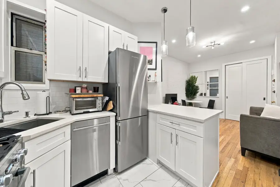 150 E 83rd Street #3-C, Manhattan, NY 10028 - #3