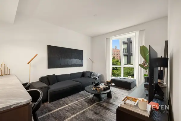 515 W 18th Street #321, Manhattan, NY 10011