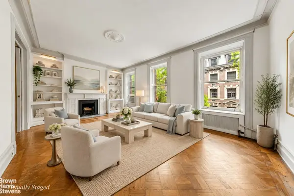 42 W 9th Street #18, Manhattan, NY 10011