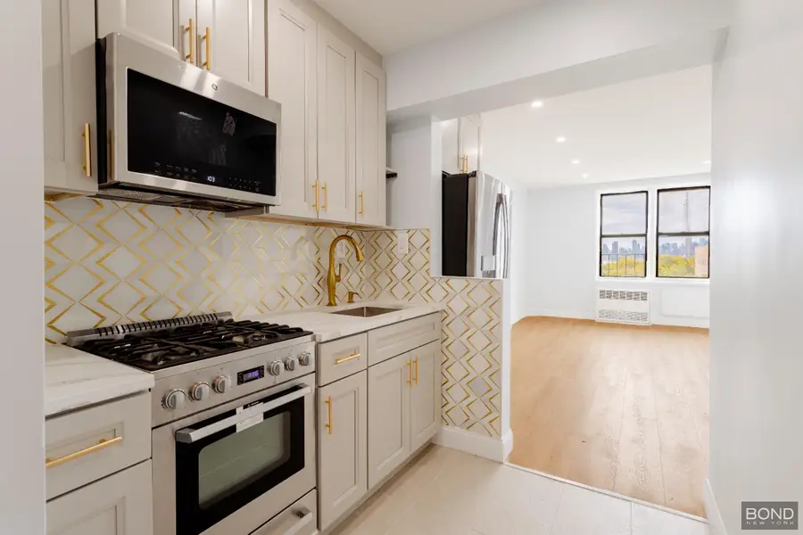 50-21 39th Place #5C, Queens, NY 11104 - #3