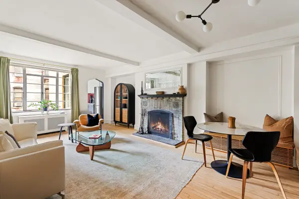 61 W 9th Street #5D, Manhattan, NY 10011