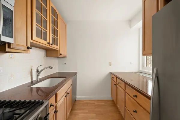 303 E 57th Street #12D, Manhattan, NY 10022