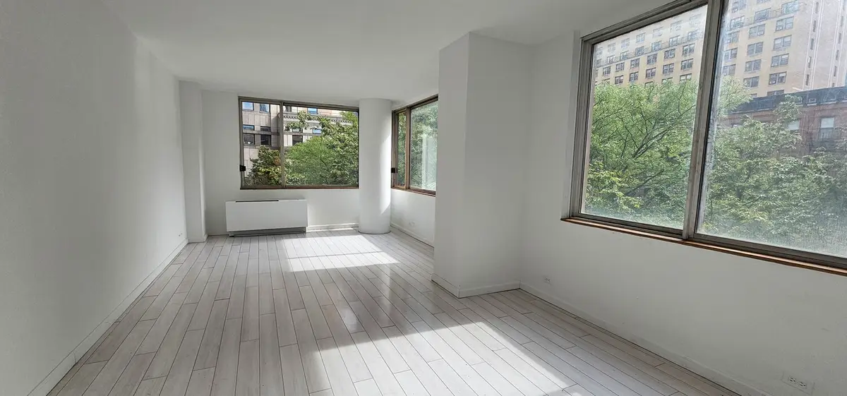350 W 50th Street #4K, New York, NY 10019 - #1