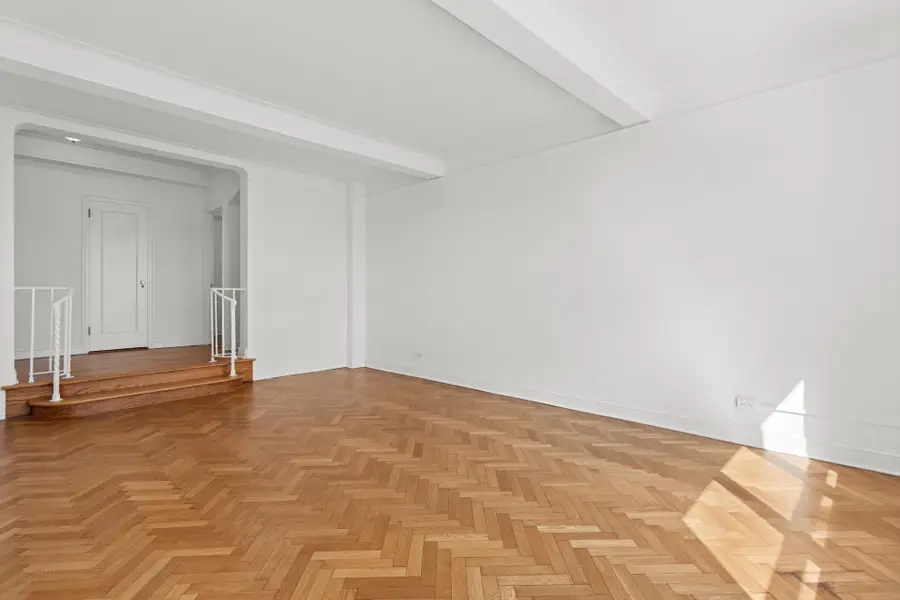 255 Cabrini Boulevard #6G, New York, NY 10040 - #3