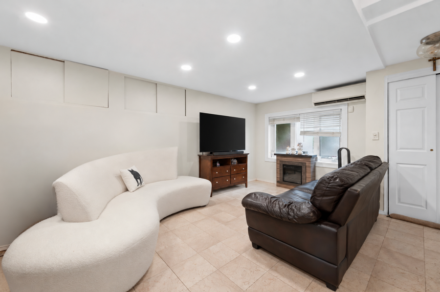 32-11 71st Street, Queens, NY 11370 - #3