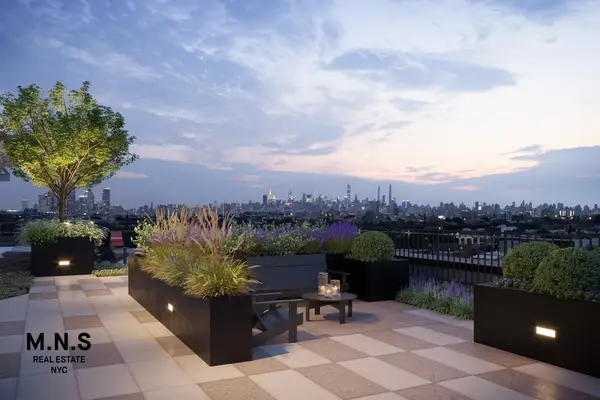 22-54 46th Street #804, Queens, NY 11105