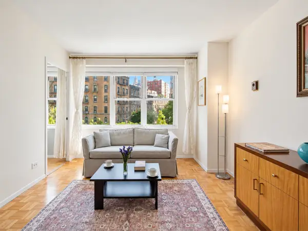 155 W 68th Street #424, Manhattan, NY 10023