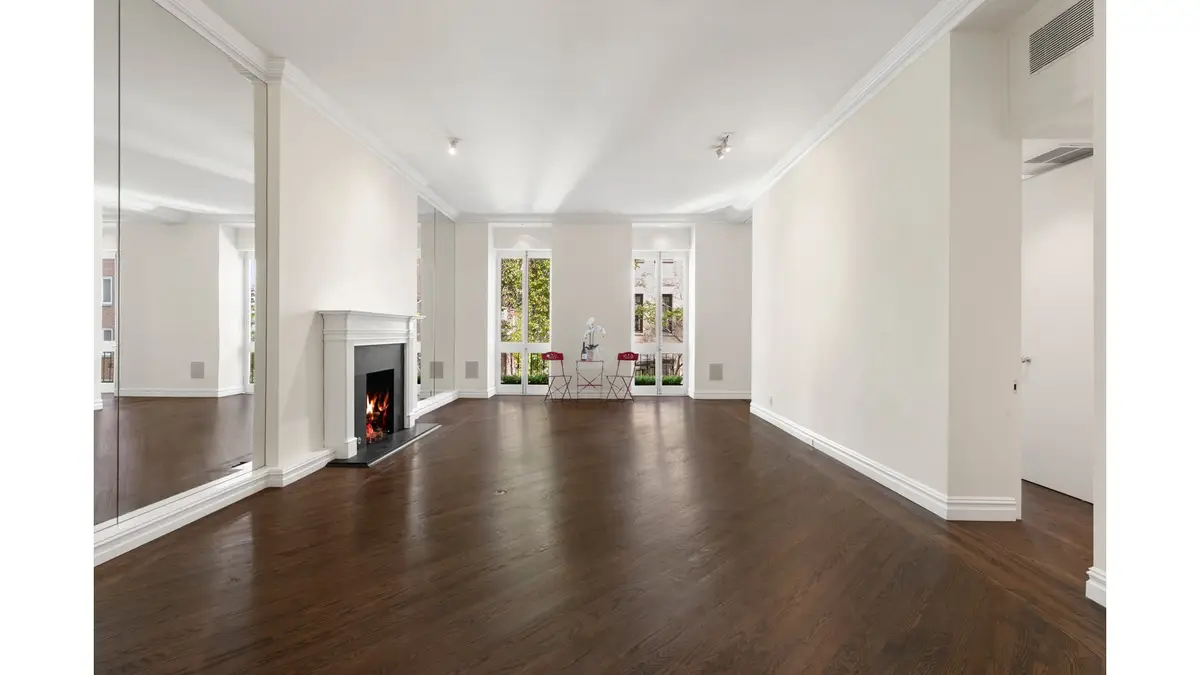25 E 69th Street #4B, Manhattan, NY 10021 - #1