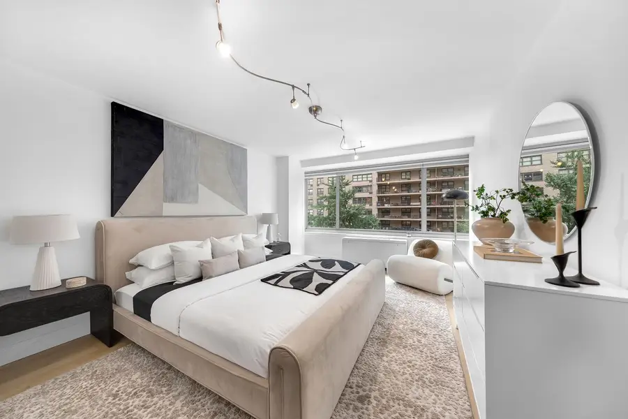 315 W 70th Street #4-A, Manhattan, NY 10023 - #3