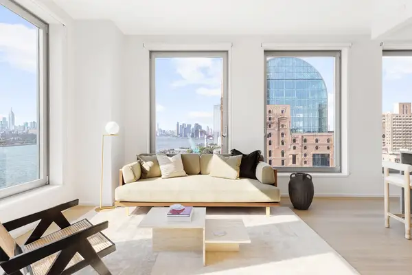 8 S 4th Street #31A, Brooklyn, NY 11249