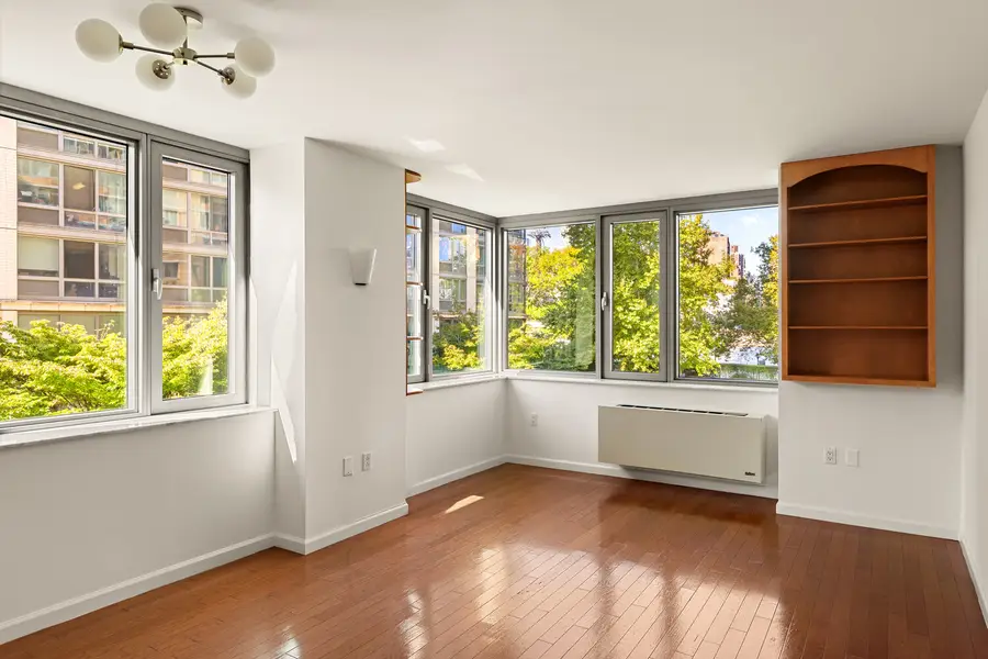 425 Main Street #3N, Manhattan, NY 10044 - #2