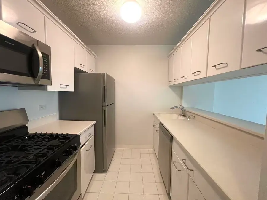 1 S End Avenue #4M, Manhattan, NY 10280 - #3