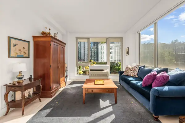 44-15 Purves Street #6C, Queens, NY 11101