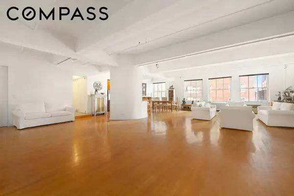 347 W 39th Street #6W, Manhattan, NY 10018