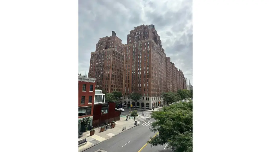 405 W 23rd Street #7J, Manhattan, NY 10011 - #2