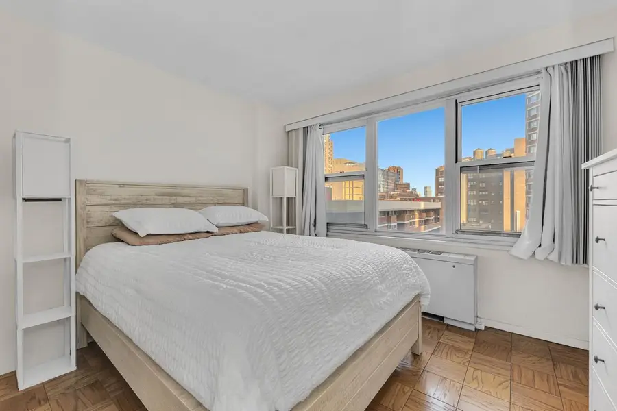 305 E 24th Street #10L, Manhattan, NY 10010 - #2