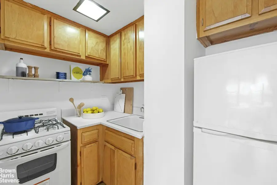 220 E 57th Street #16J, Manhattan, NY 10022 - #3