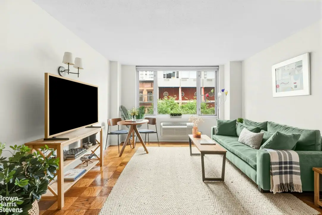 130 W 67th Street #5L, Manhattan, NY 10023 - #1