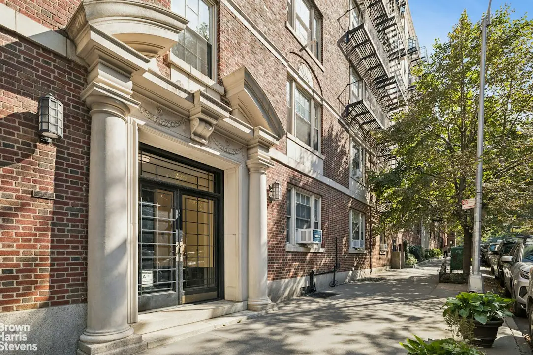 225 Lincoln Place #5H, Brooklyn, NY 11217 - #1