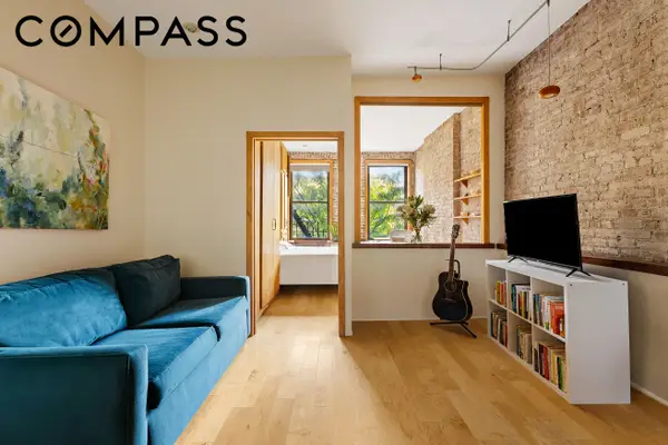 330 W 17th Street #4E, Manhattan, NY 10011