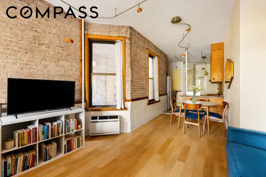 330 W 17th Street #4E, Manhattan, NY 10011 - #2