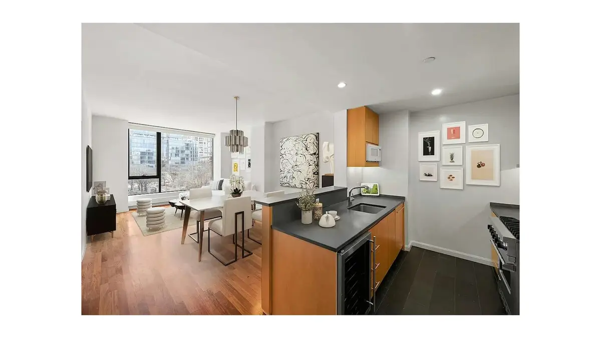 255 Hudson Street #5A, Manhattan, NY 10013 - #1