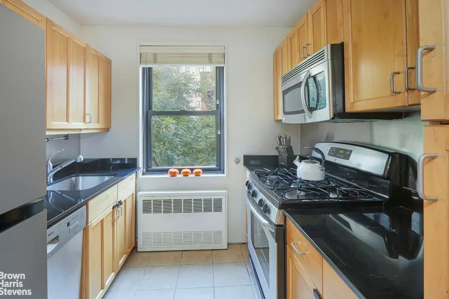 301 E 69th Street #3F, Manhattan, NY 10021 - #3