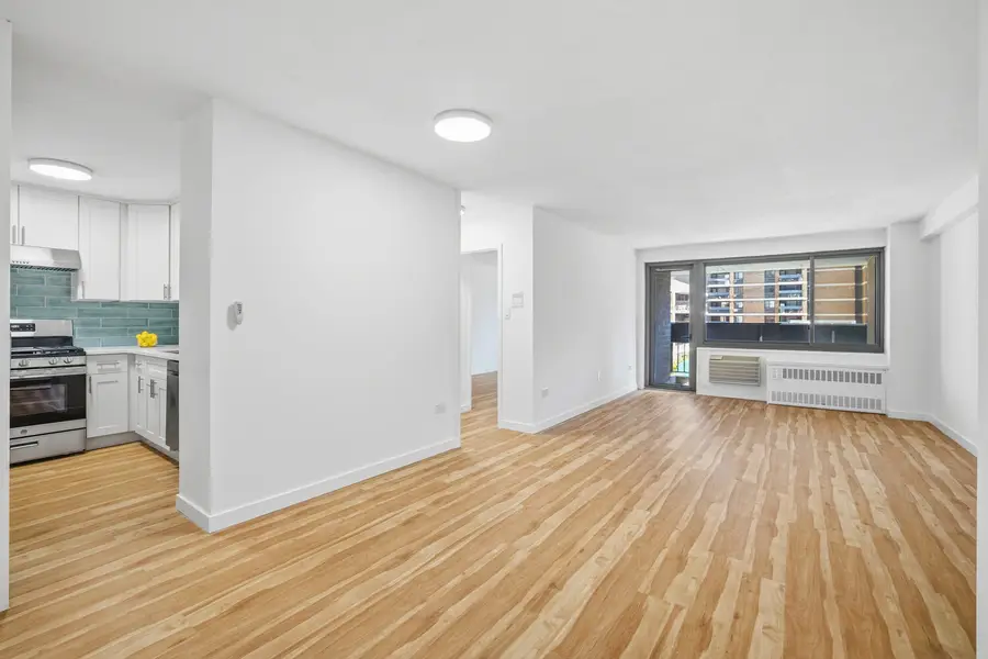 77 Fulton Street #4N, New York, NY 10038 - #3