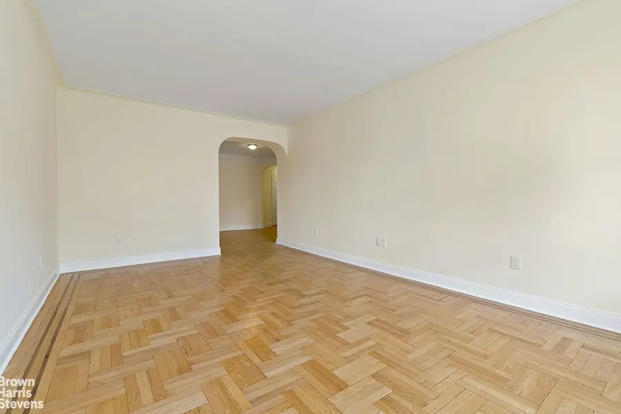 110-31 73rd Road #4D, Queens, NY 11375 - #3