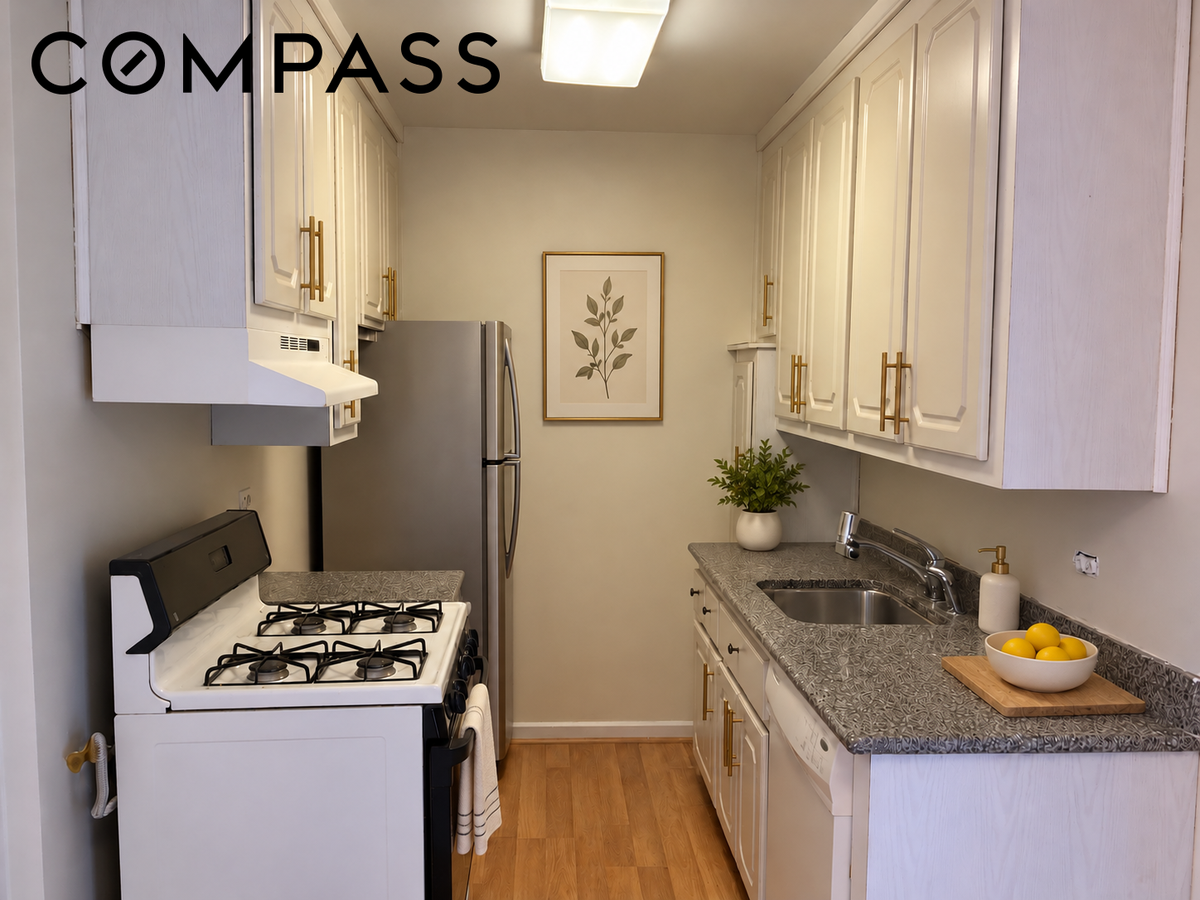 2727 Ocean Parkway #E 22, Brooklyn, NY 11235 - #1