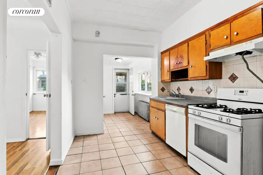 835 Pine Street, Brooklyn, NY 11208 - #3