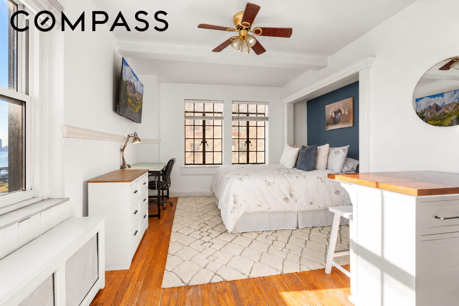 25 Tudor City Place #323, New York, NY 10017 - #3
