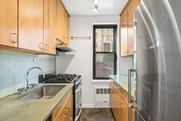 100 W 12th Street #5A, Manhattan, NY 10011