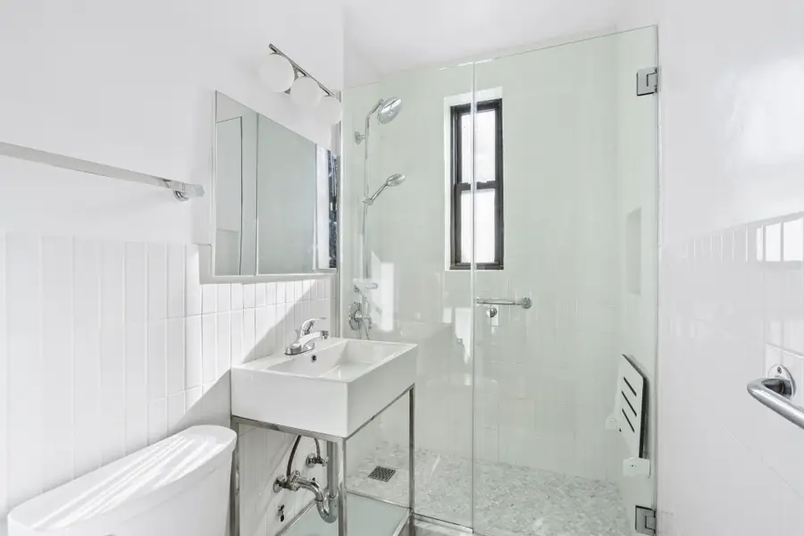 100 W 12th Street #5A, New York, NY 10011 - #2