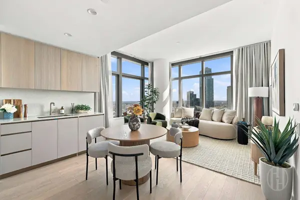 3 Court Square #4608, Queens, NY 11101