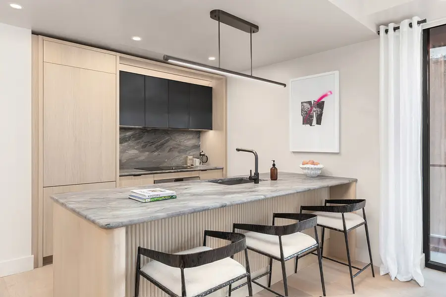 401 W 37th Street #3DS, New York, NY 10018 - #3
