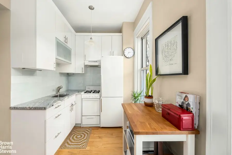 25 W 64th Street #6D, Manhattan, NY 10023 - #3