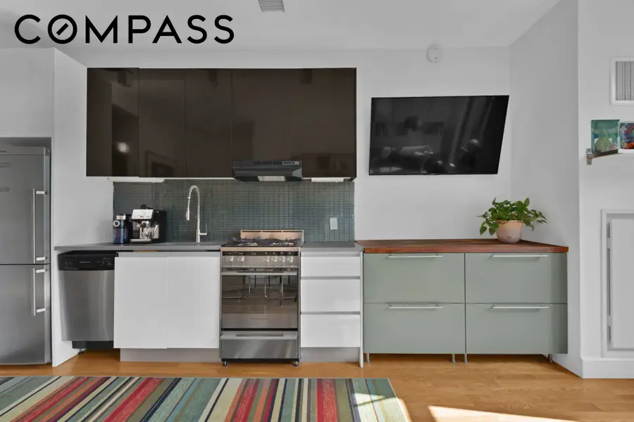 315 Gates Avenue #2G, Brooklyn, NY 11216 - #3