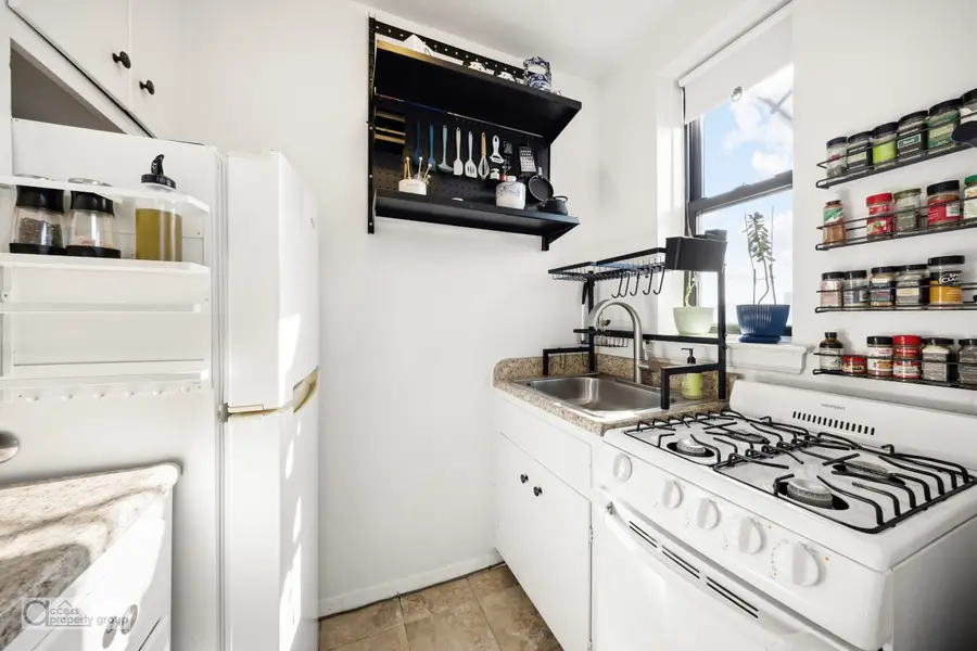 70 Park Terrace E #6G, Manhattan, NY 10034 - #3