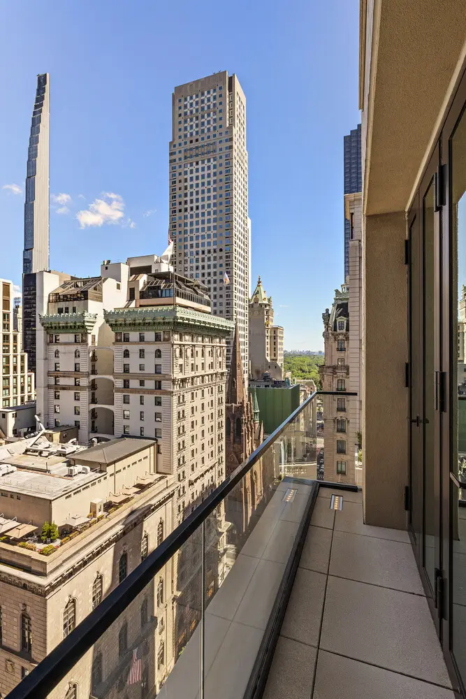 685 5th Avenue #18D, Manhattan, NY 10022 - #2