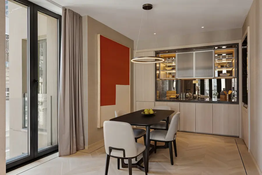 685 5th Avenue #18D, Manhattan, NY 10022 - #3