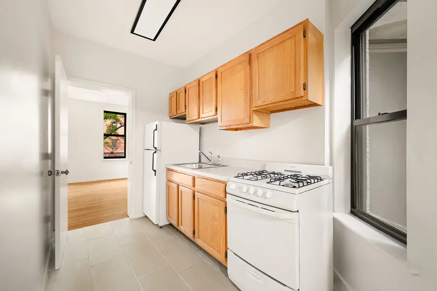 646 9th Avenue #2FN, Manhattan, NY 10036 - #2