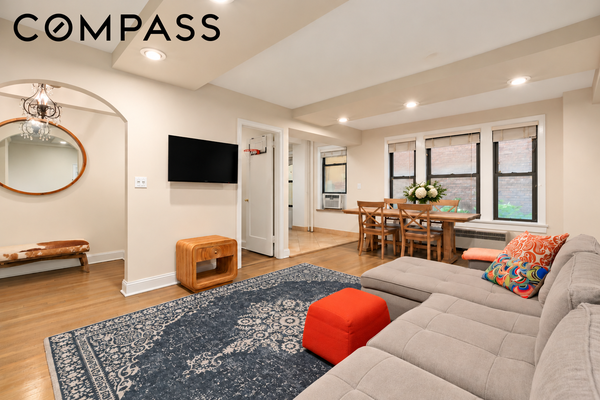 319 E 50th Street #3L, Manhattan, NY 10022