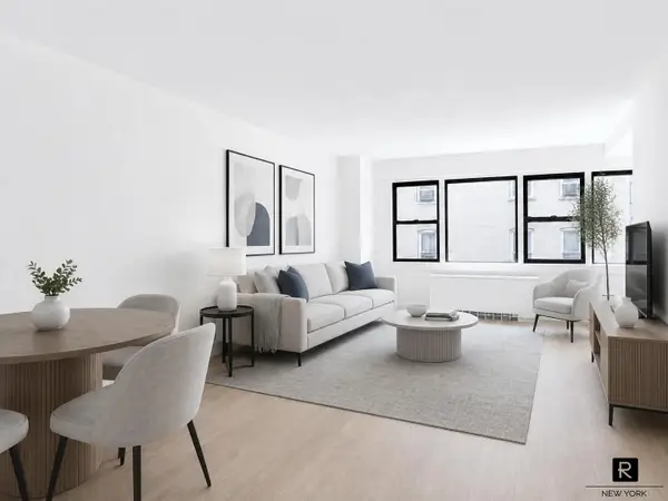 220 E 67th Street #4A, Manhattan, NY 10065